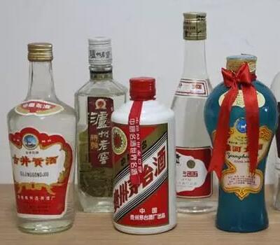 茅台镇酱香型白酒品牌有多少品牌,如何选择酱香型白酒品牌