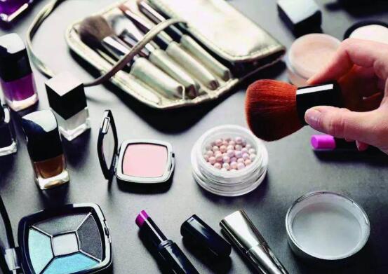 各种高端化妆品代理一手货源,化妆品专柜质量放心